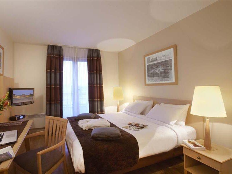 ซิทาดีนส์ บาสตีย์ การ์ เดอ ลียง ปารีส Aparthotel ภายนอก รูปภาพ