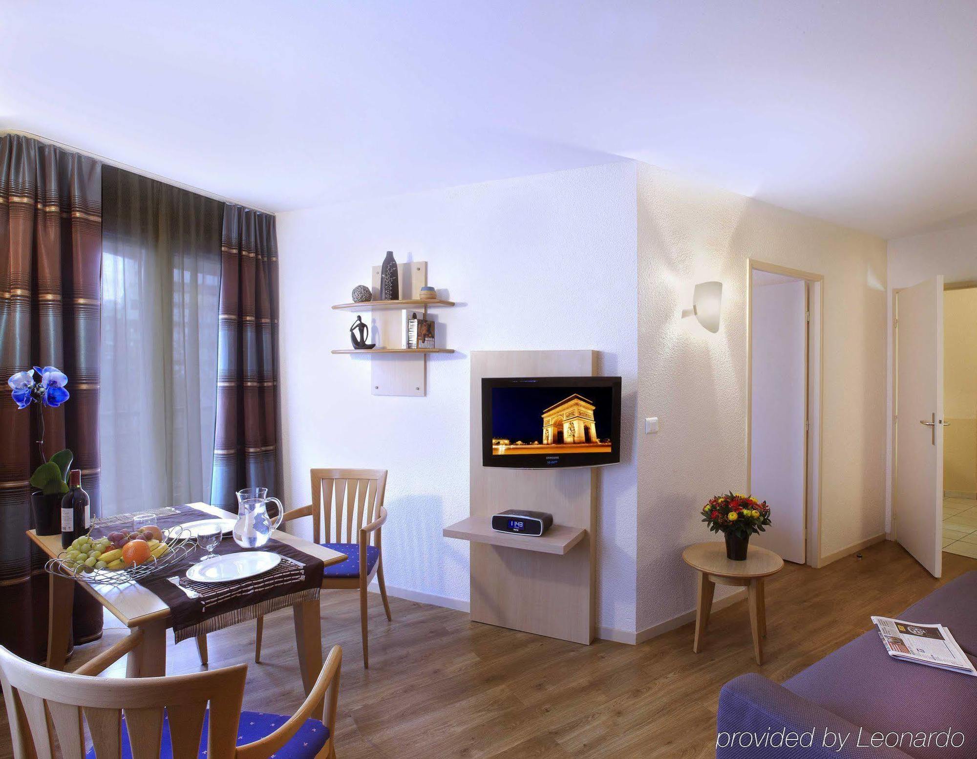 ซิทาดีนส์ บาสตีย์ การ์ เดอ ลียง ปารีส Aparthotel ภายนอก รูปภาพ